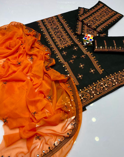 4pc Embroidered Dress Black/Grey (Khussa Gift)
