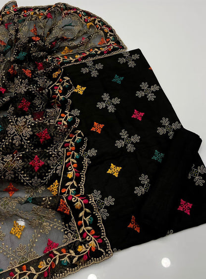 3pc Lawn Full Multi Embroided Dress